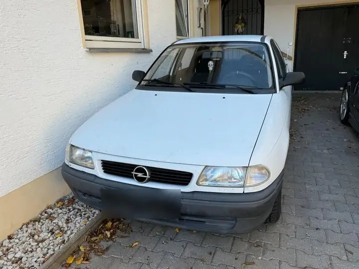 Opel Astra F