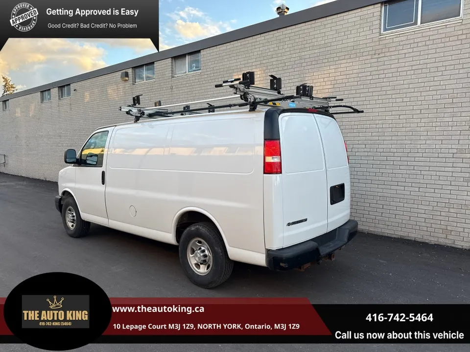 Chevrolet Express 2019 photo 2