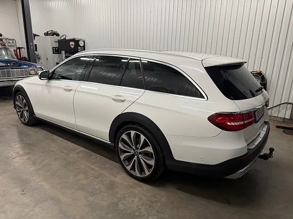Mercedes-Benz E220 D 2017 photo 3