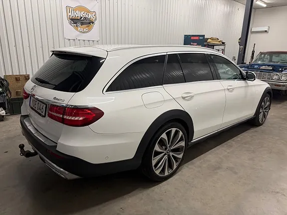 Mercedes-Benz E220 D 2017 photo 4