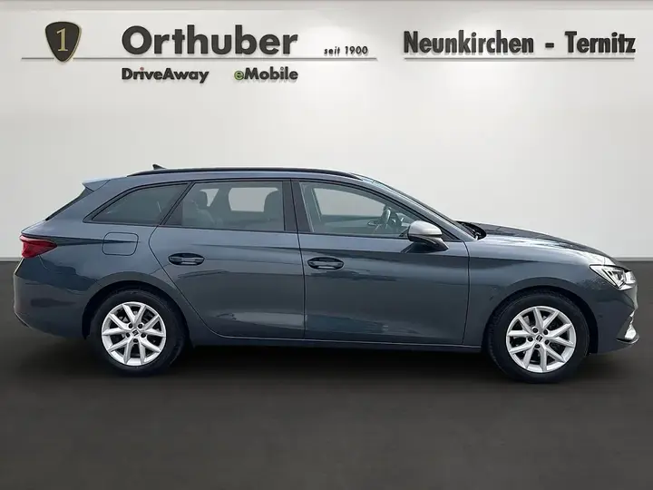 Seat Leon 2024 photo 3