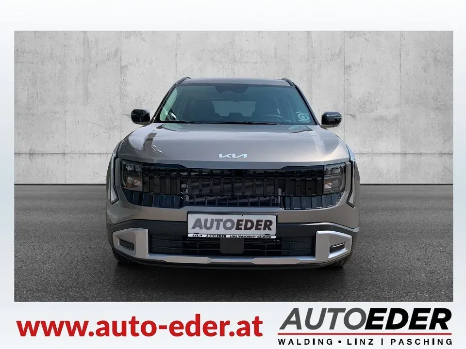 Kia Seltos photo 2