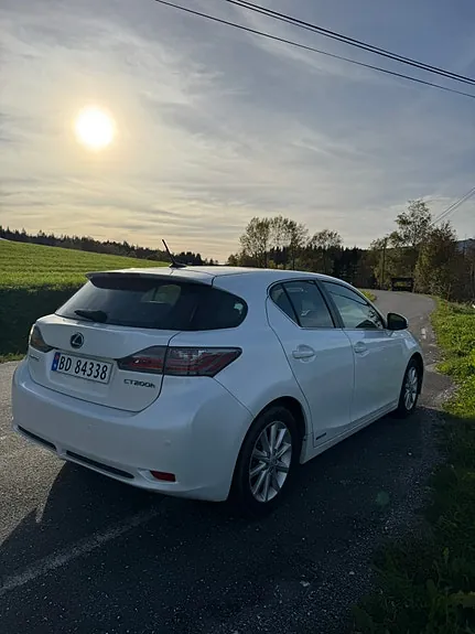 Lexus Ct200H 2013 photo 5