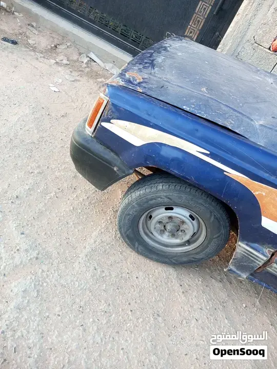 Mitsubishi L200 1997 photo 2