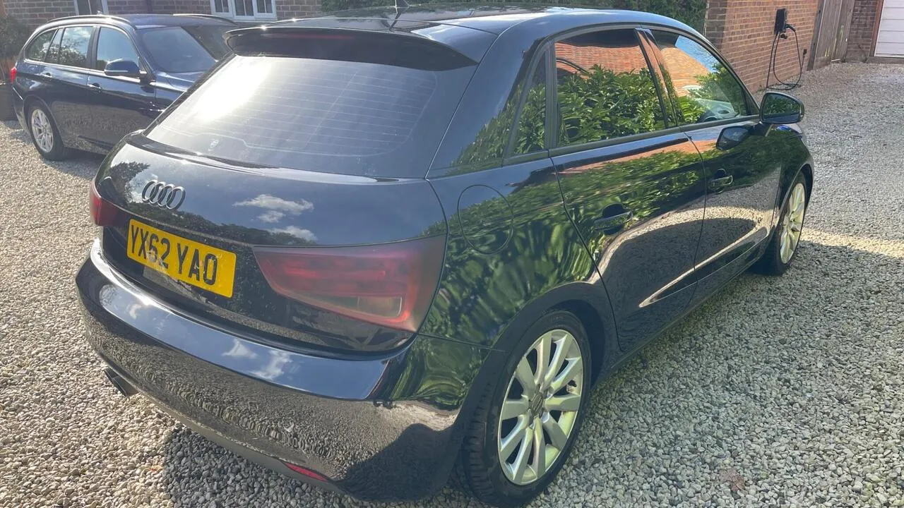 Audi A1 2012 photo 4