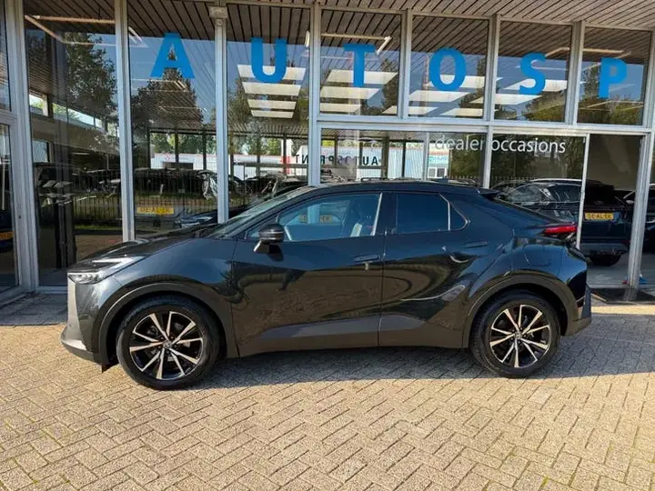 Toyota C-Hr 2025 photo 3