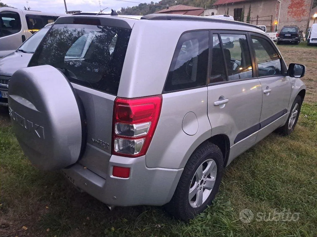 Suzuki Grand Vitara 2007 photo 3