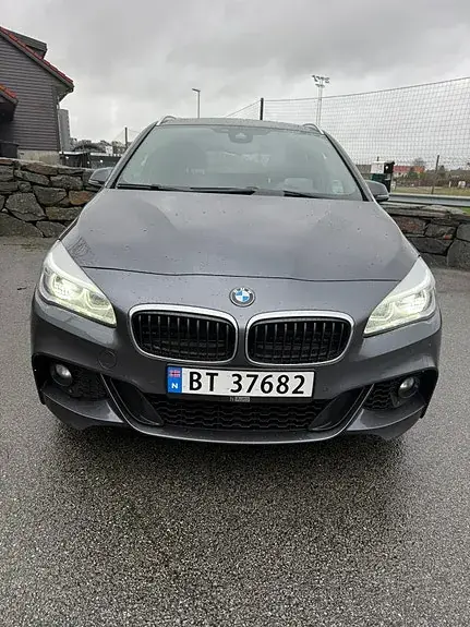 BMW 218I 2016 photo 2