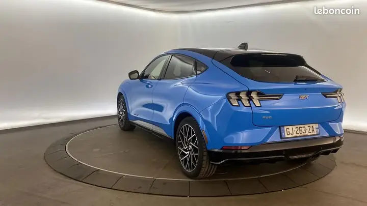 Ford Mustang Mach-E 2022 photo 4