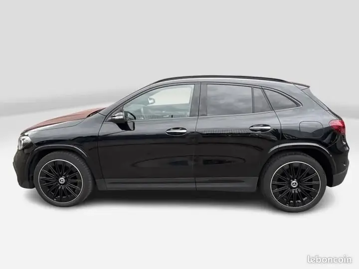 Mercedes-Benz Gla 2024 photo 2