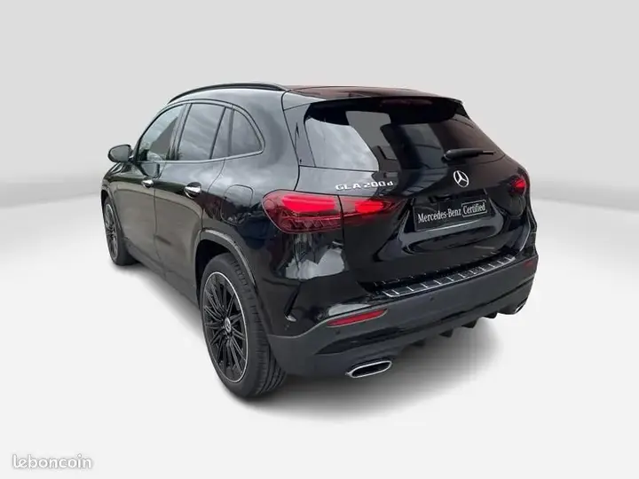 Mercedes-Benz Gla 2024 photo 3