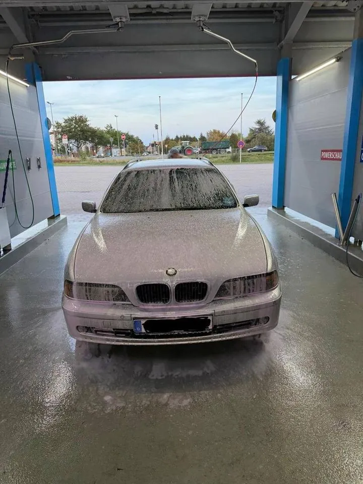 BMW 525D
