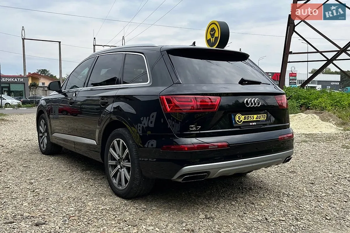 Audi Q7 2018 photo 5