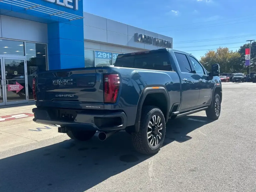 GMC Sierra 2500Hd 2026 photo 3