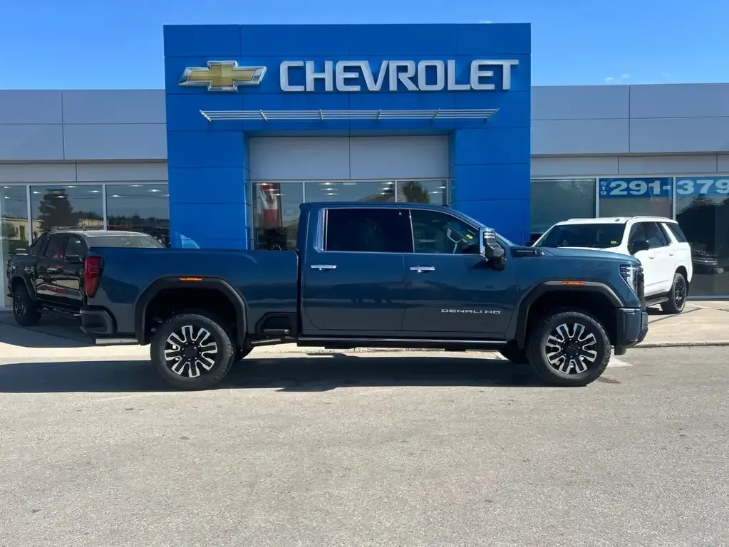 GMC Sierra 2500Hd 2026 photo 2