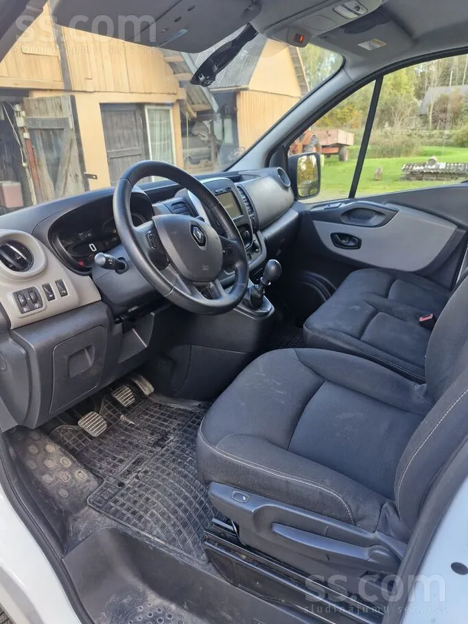 Renault Trafic 2016 photo 4