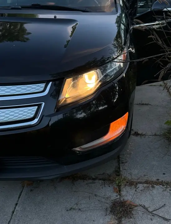 Chevrolet Volt 2015 photo 2