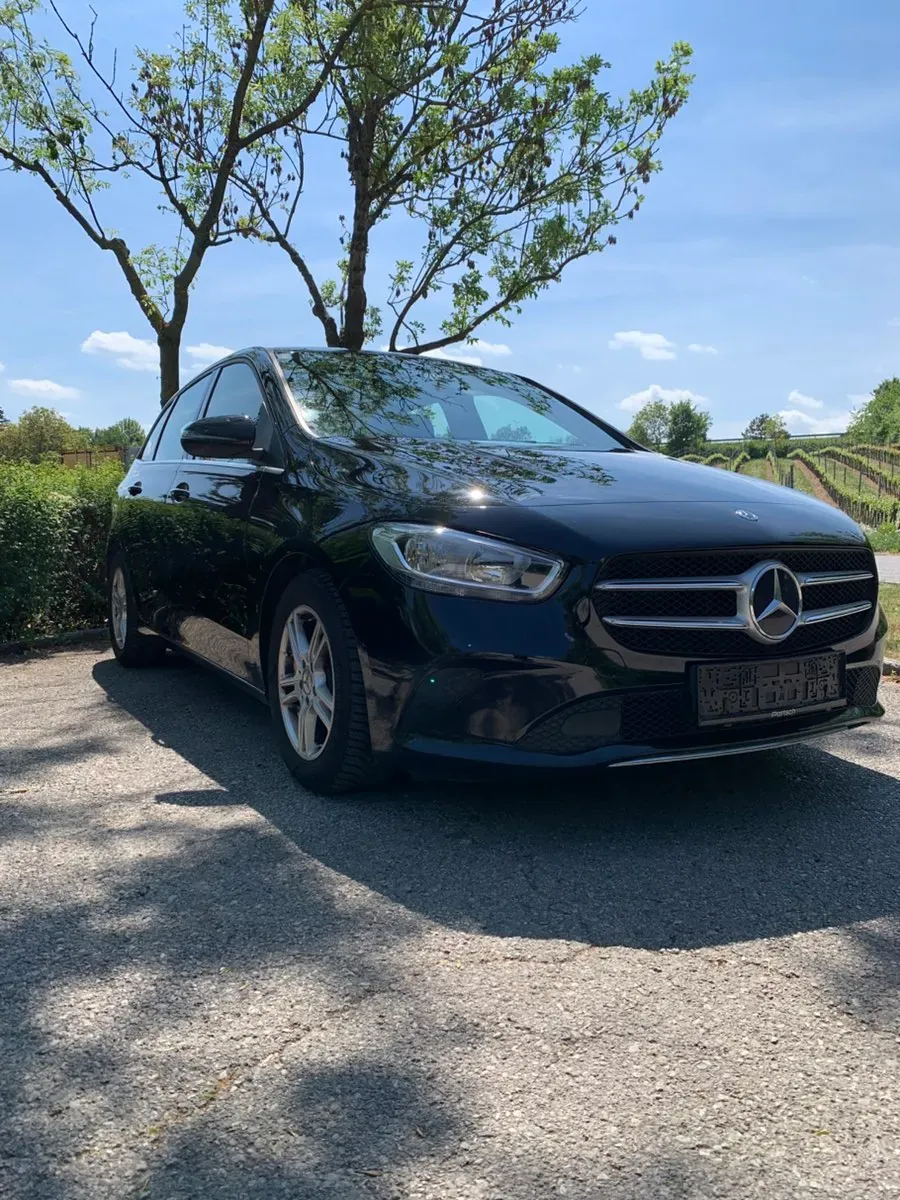 Mercedes-Benz B-Class 2020 photo 3
