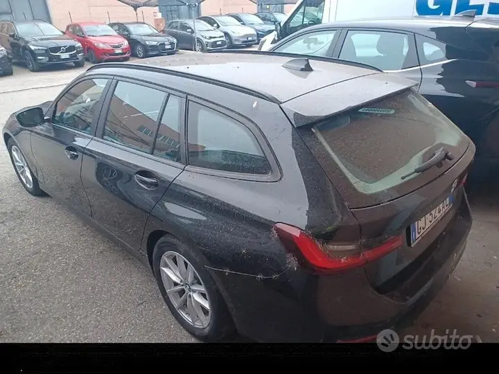 BMW 320D Touring 2022 photo 3