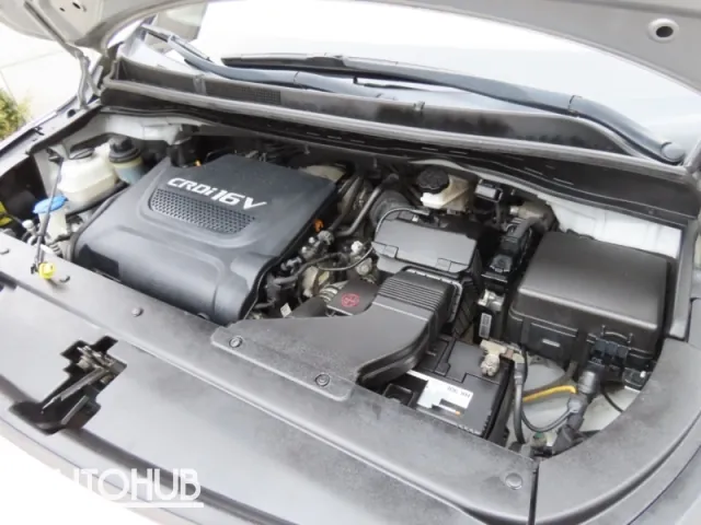 Kia Carnival 2015 photo 5