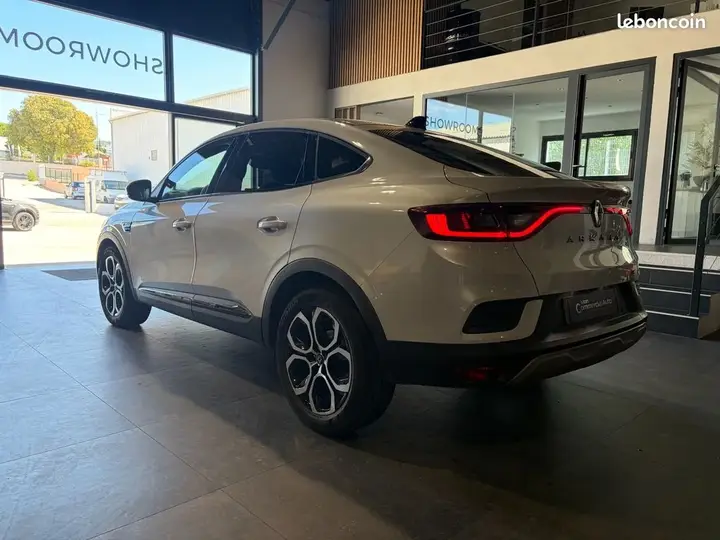 Renault Arkana 2023 photo 3