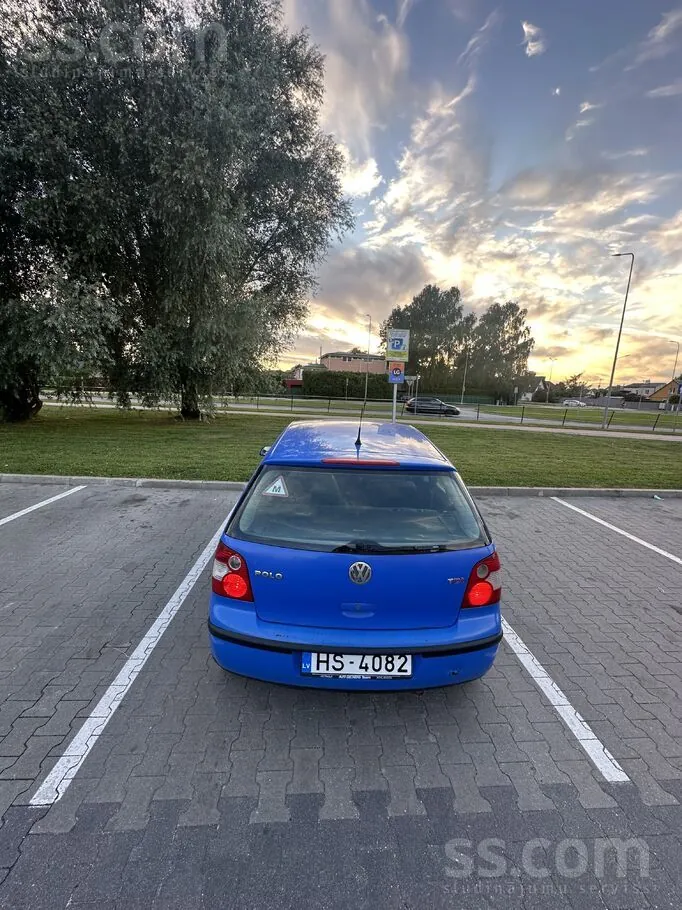 Volkswagen Polo 2002 photo 3