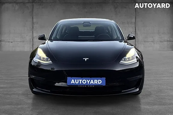 Tesla Model 3 2022 photo 2