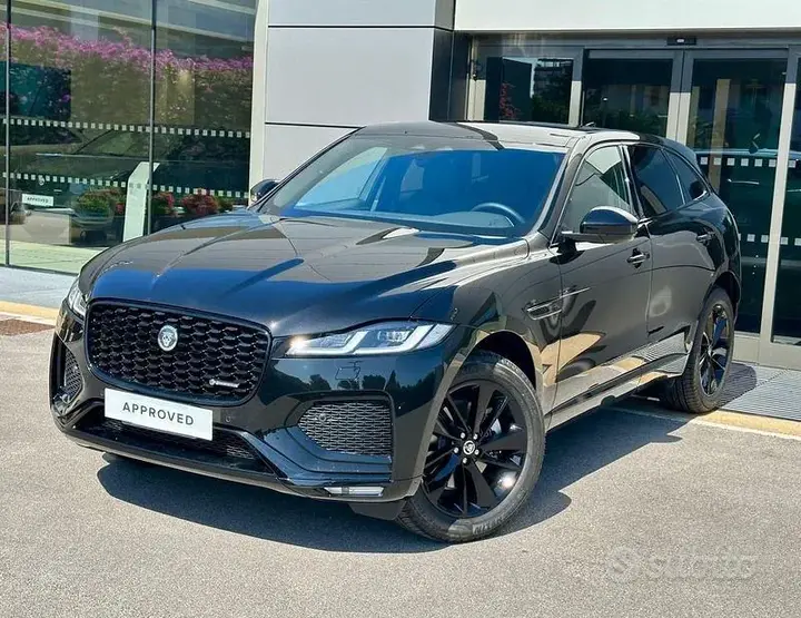 Jaguar F-Pace