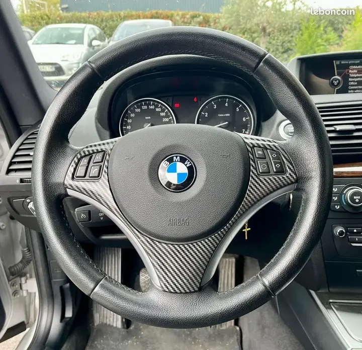 BMW Série 1 2011 photo 4