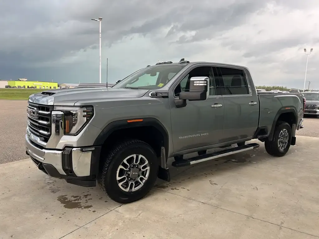 GMC Sierra 2500Hd 2025 photo 3