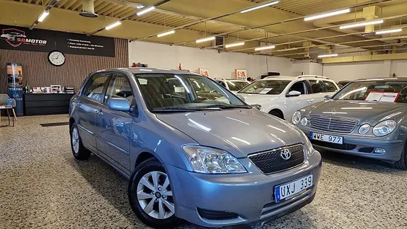Toyota Corolla 2004 photo 2