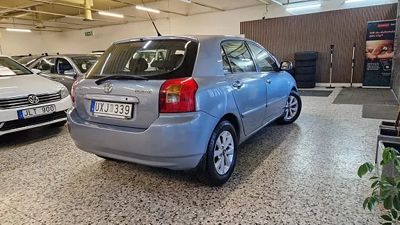 Toyota Corolla 2004 photo 4