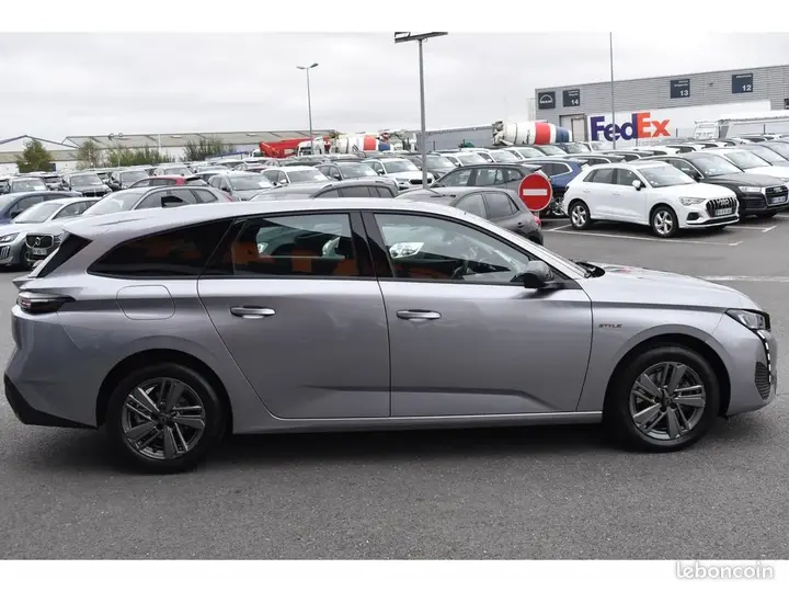 Peugeot 308 2025 photo 4