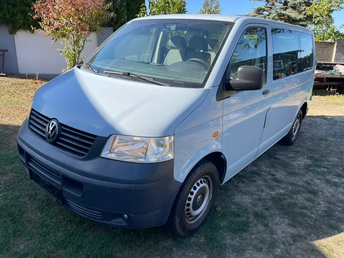 Volkswagen Caravelle