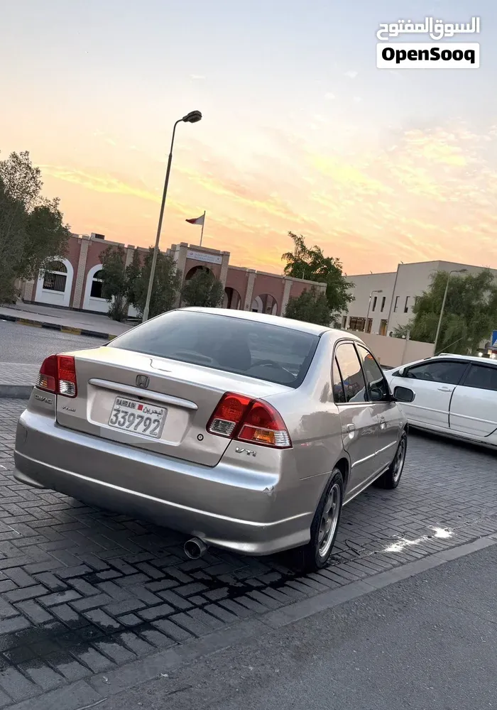 Honda Civic 2004 photo 4