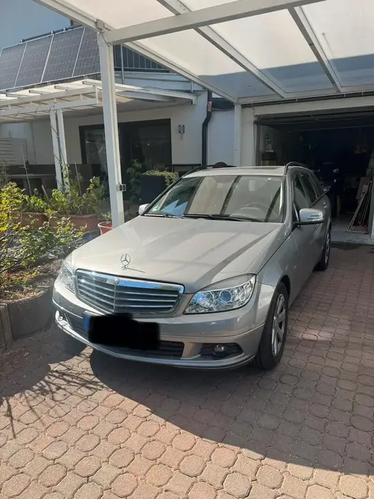 Mercedes-Benz C180