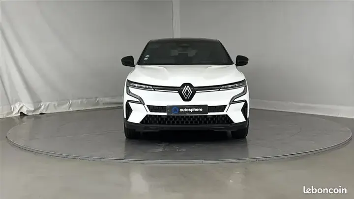 Renault Megane 2022 photo 2