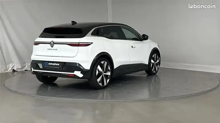 Renault Megane 2022 photo 5