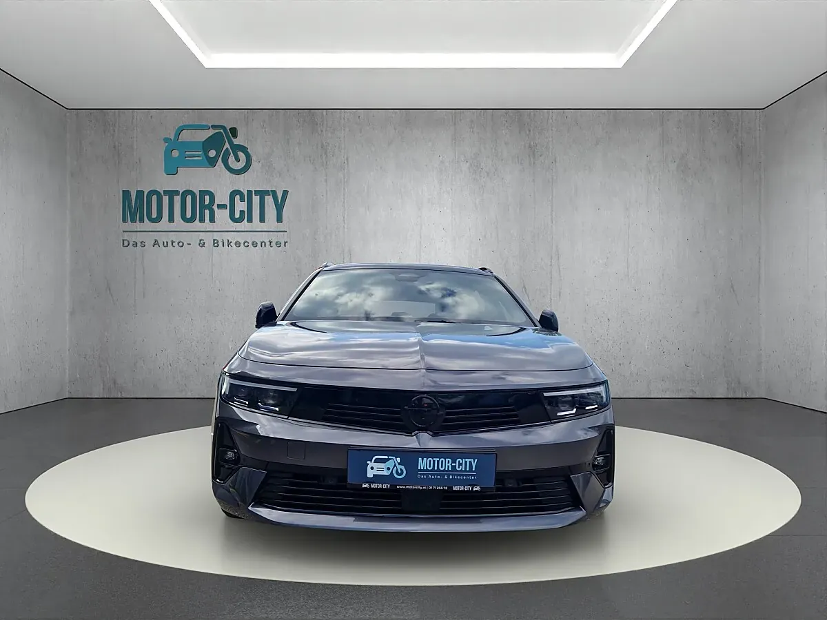 Opel Astra 2025 photo 2