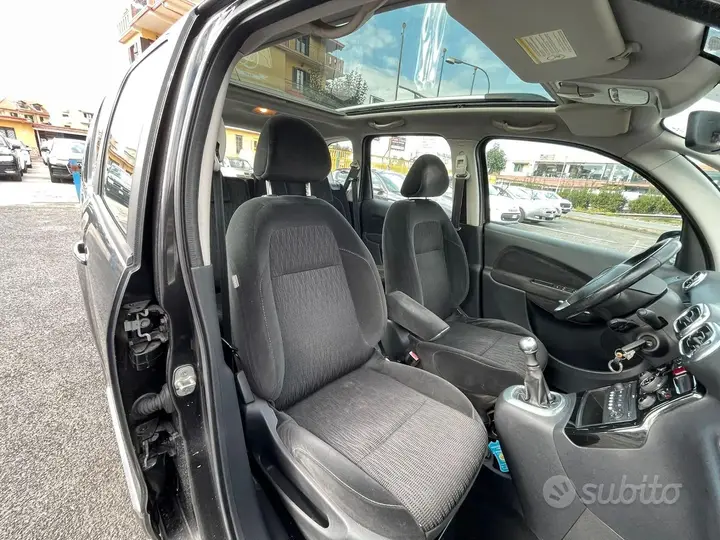 Citroen C3 Picasso 2009 photo 5
