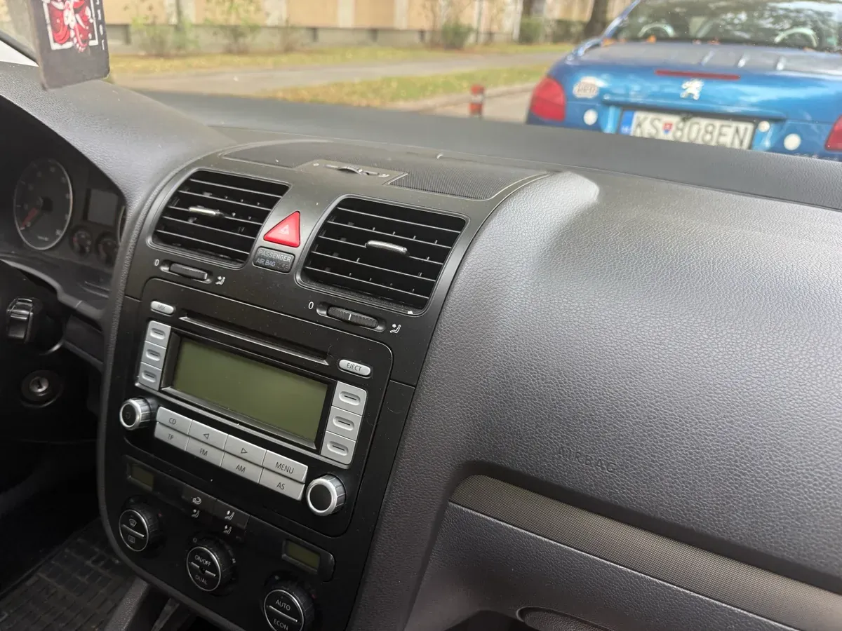 Volkswagen Golf 2008 photo 2