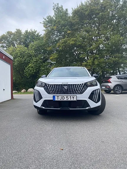Peugeot 2008 2024 photo 3