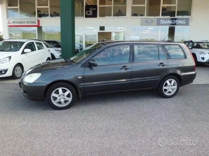 Mitsubishi Lancer 2005 photo 2