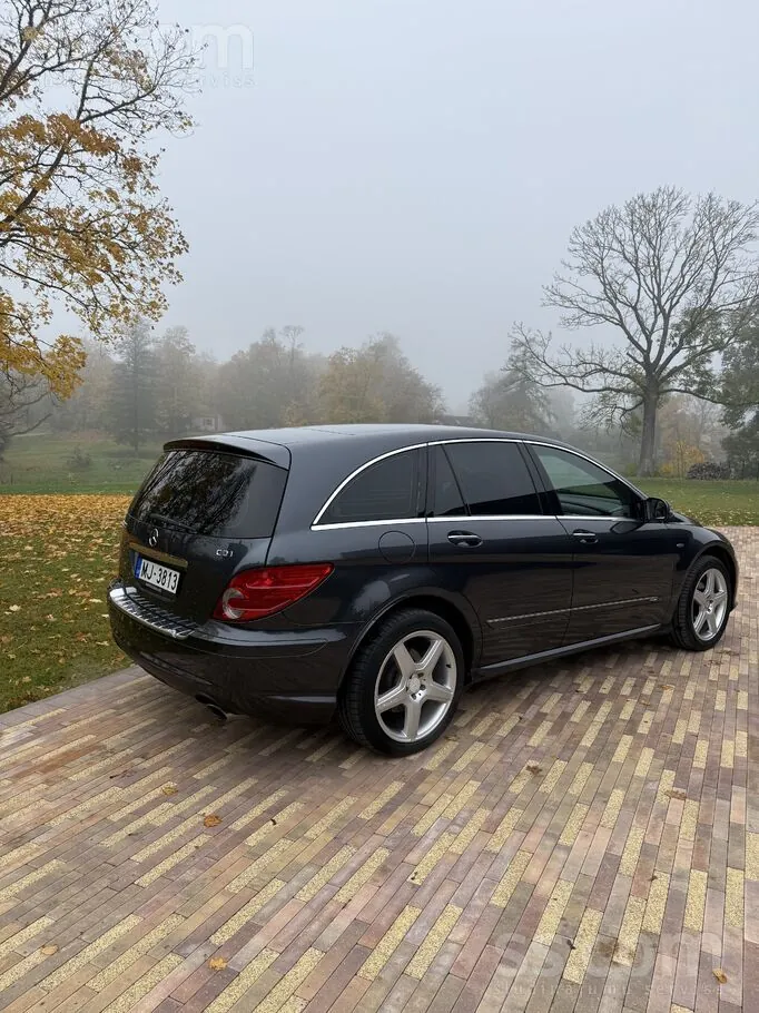 Mercedes-Benz R300 2010 photo 4