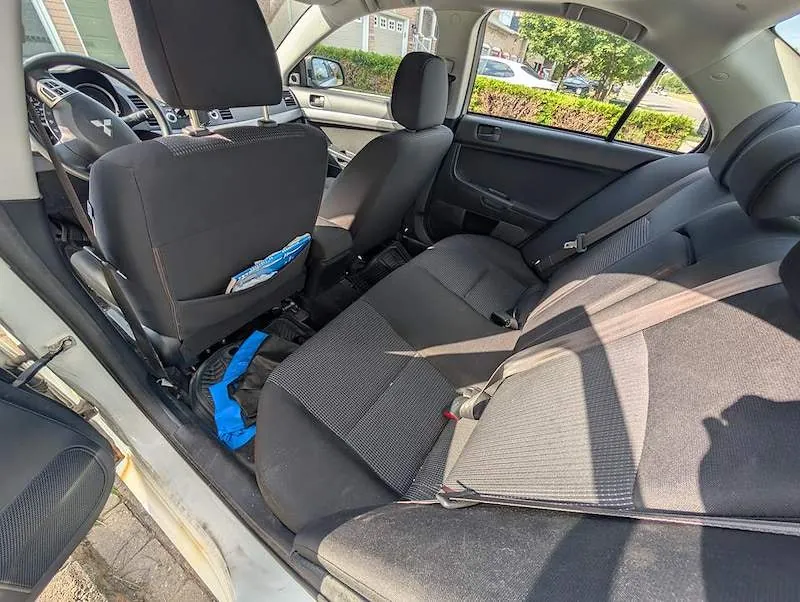 Mitsubishi Lancer 2010 photo 5