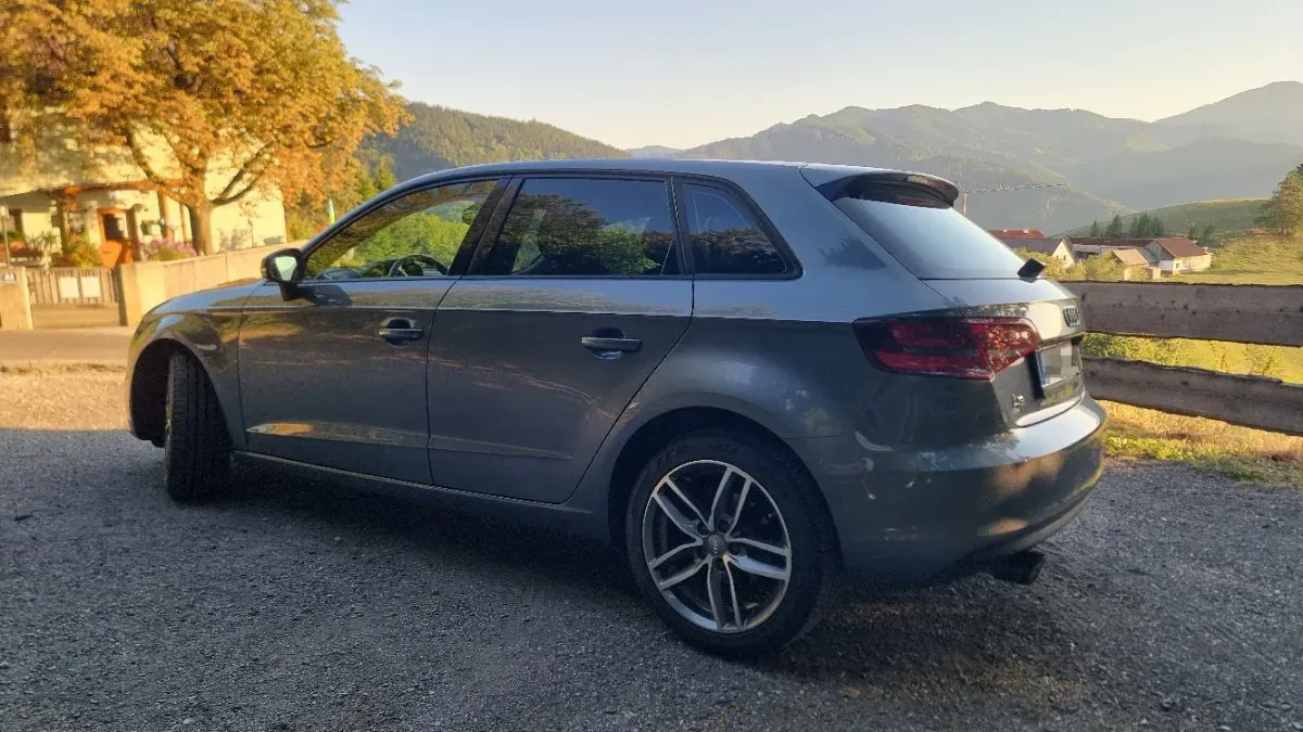 Audi A3 2013 photo 2