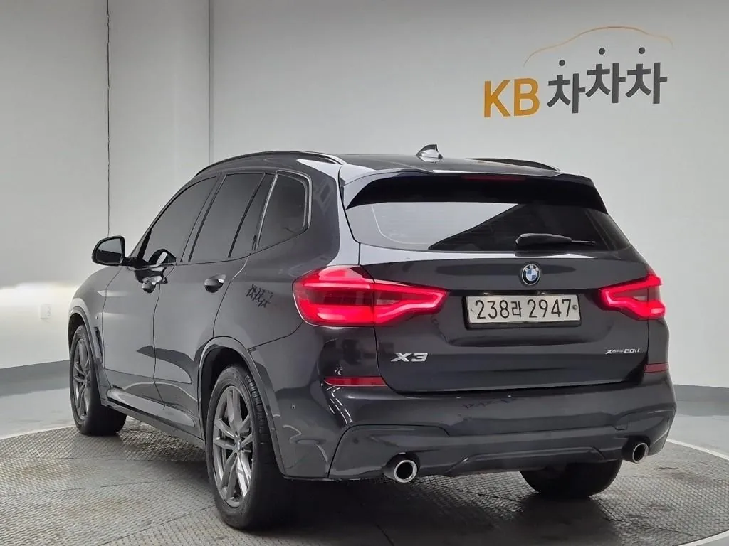BMW X3 2019 photo 2