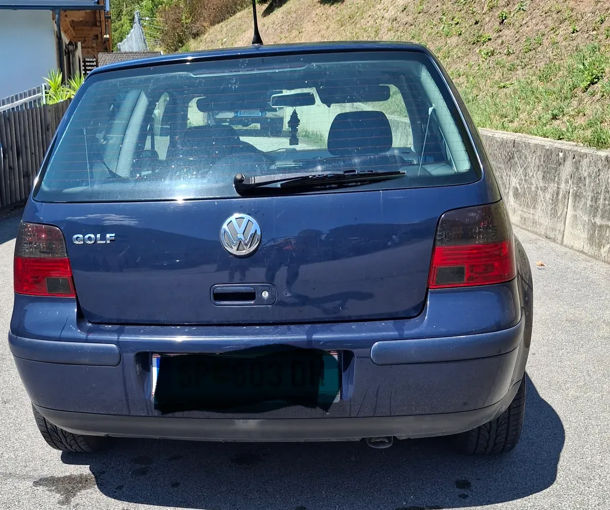 Volkswagen Golf 2001 photo 2