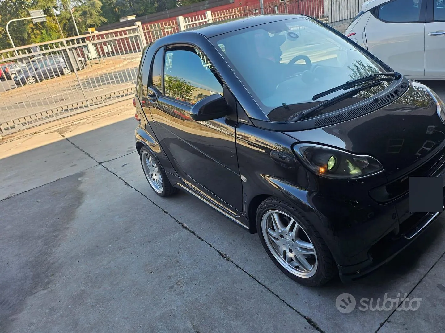 Smart Fortwo 2010 photo 2