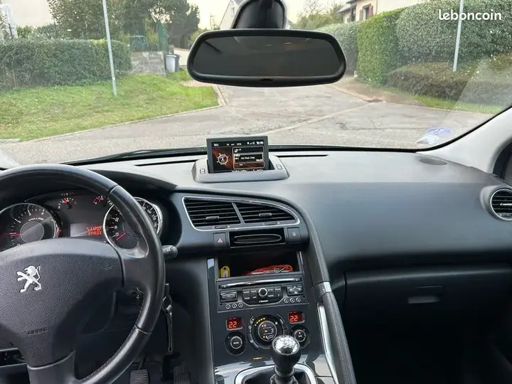 Peugeot 3008 2016 photo 3